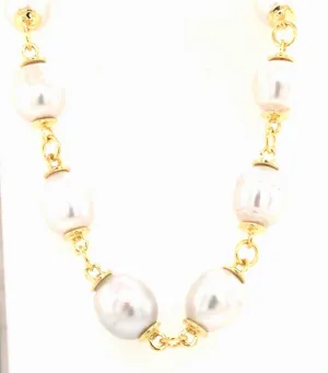 17 inch South Sea and Natural Diamond Pearl Necklace with 14K Yellow Clasp