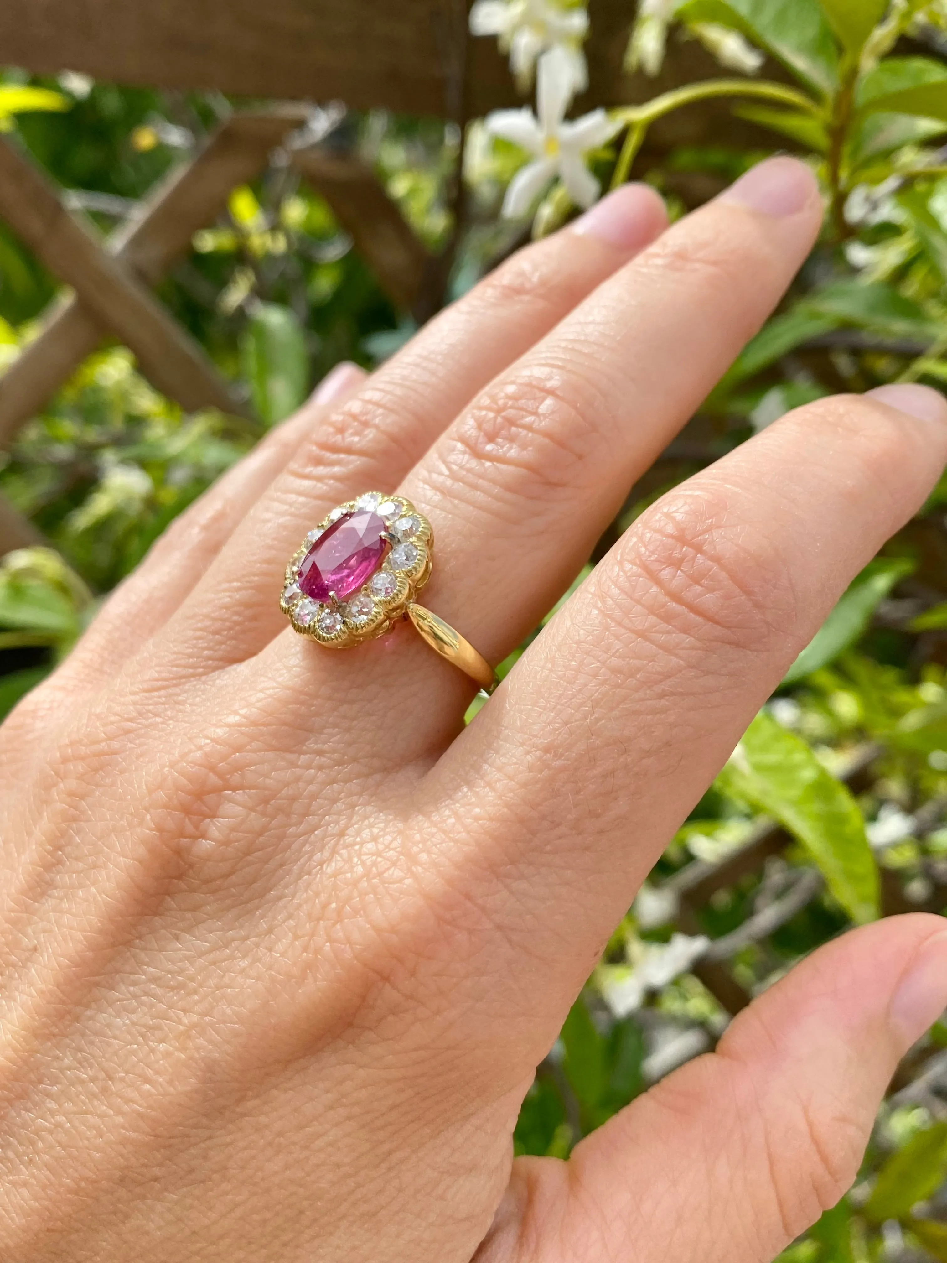 1800 Ruby Diamond Gold Cluster Ring