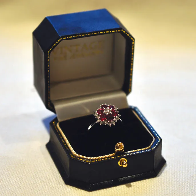 18ct Ruby & Diamond Ring