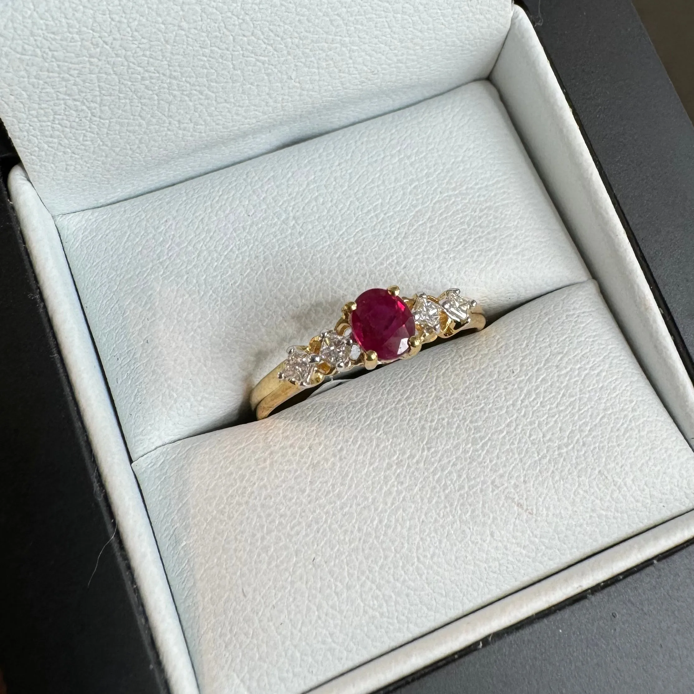 18ct Yellow Gold Natural Ruby & Diamond Ring