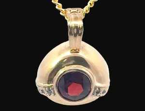 9ct Yellow Gold 9 stone Garnet & Diamond Pendant