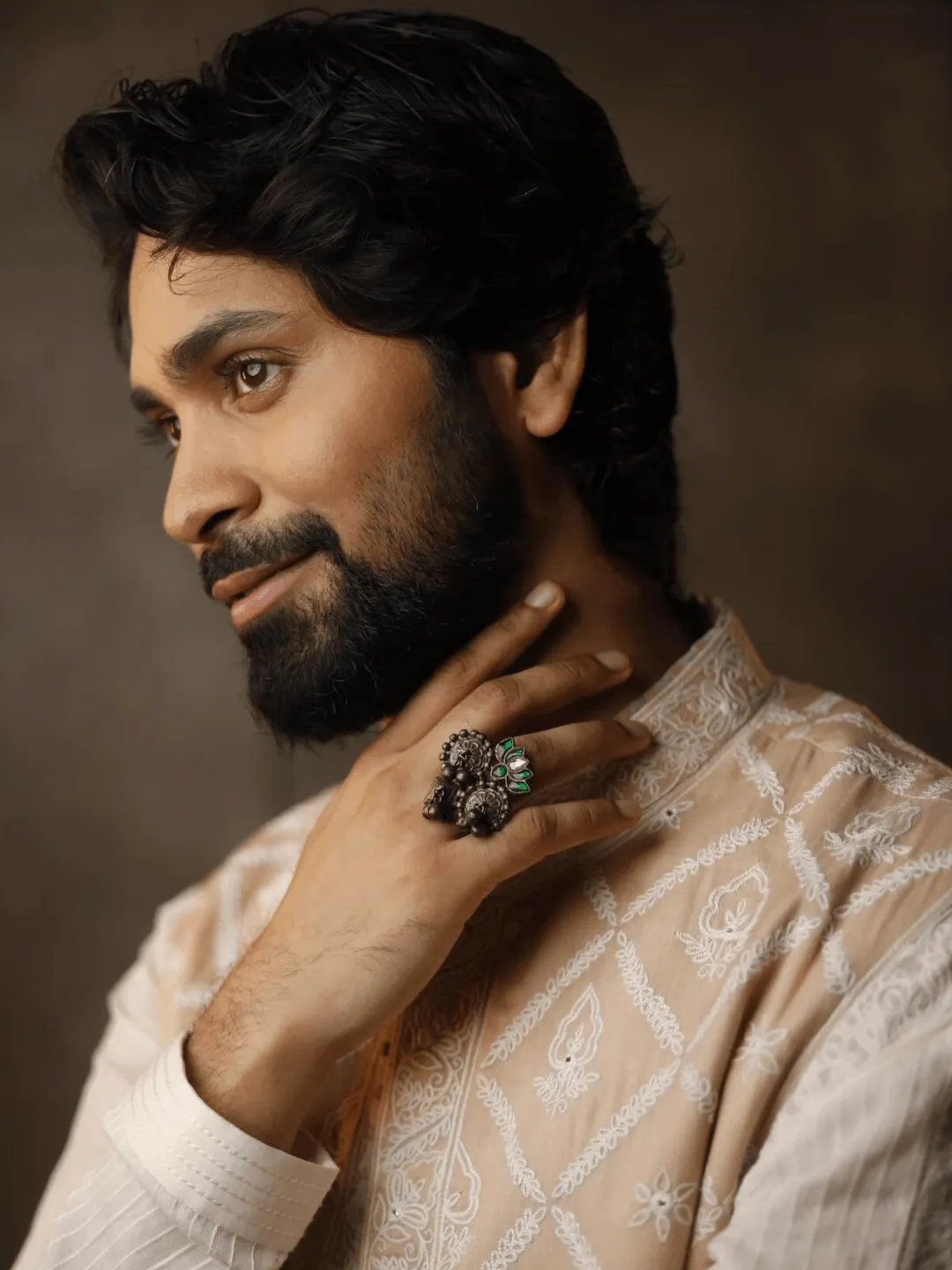 Ankush Bahuguna In Oxidised Green Pearl Ring