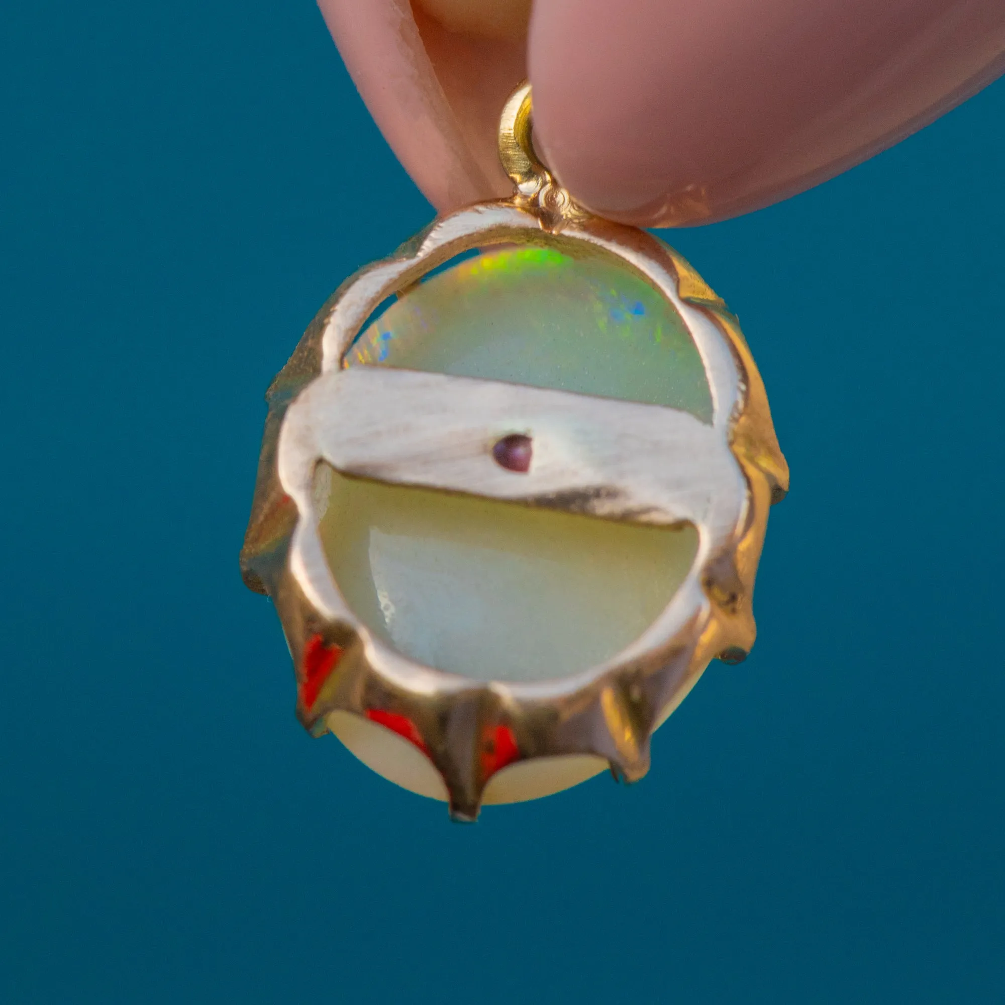 Antique 18ct Gold Opal Charm, 1.35ct