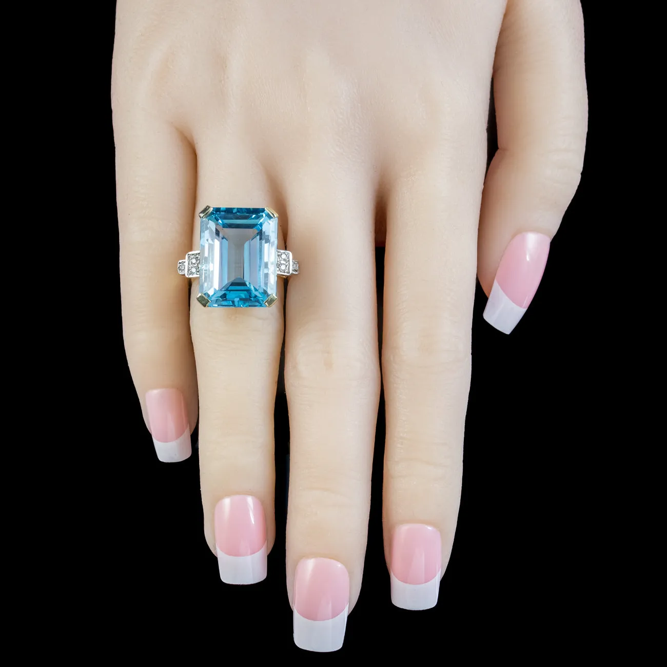 Art Deco Style Blue Topaz Cocktail Ring 25ct Topaz