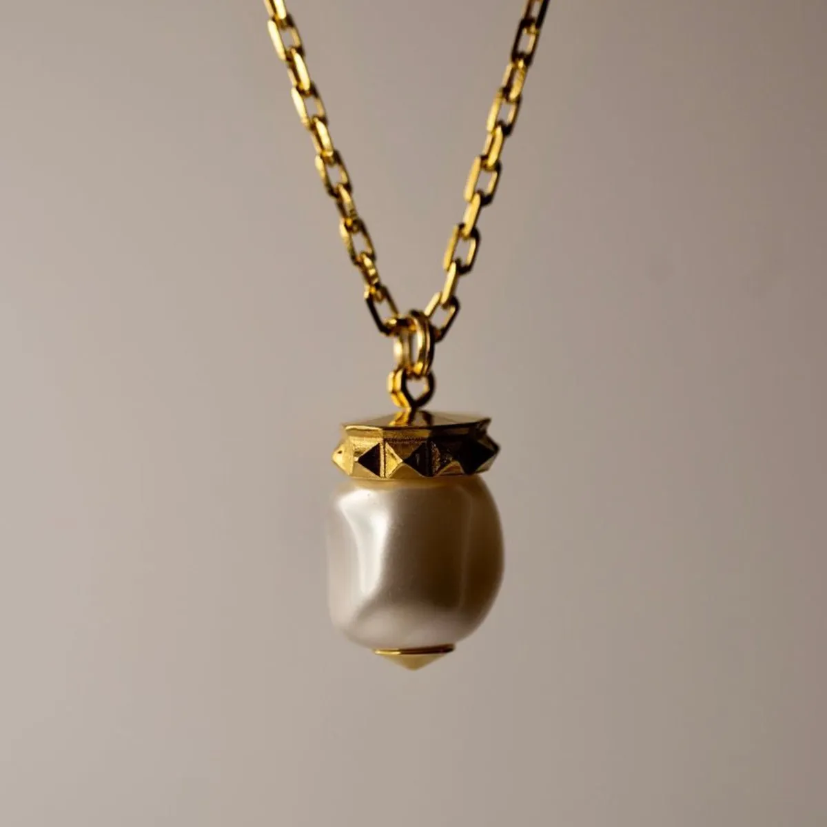 Baroque Pearl pendant