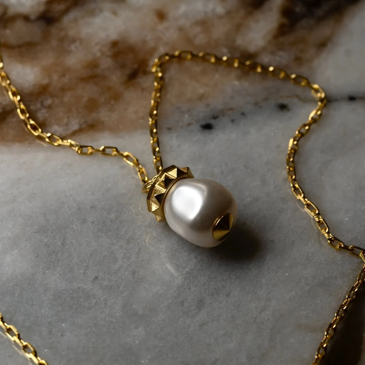 Baroque Pearl pendant