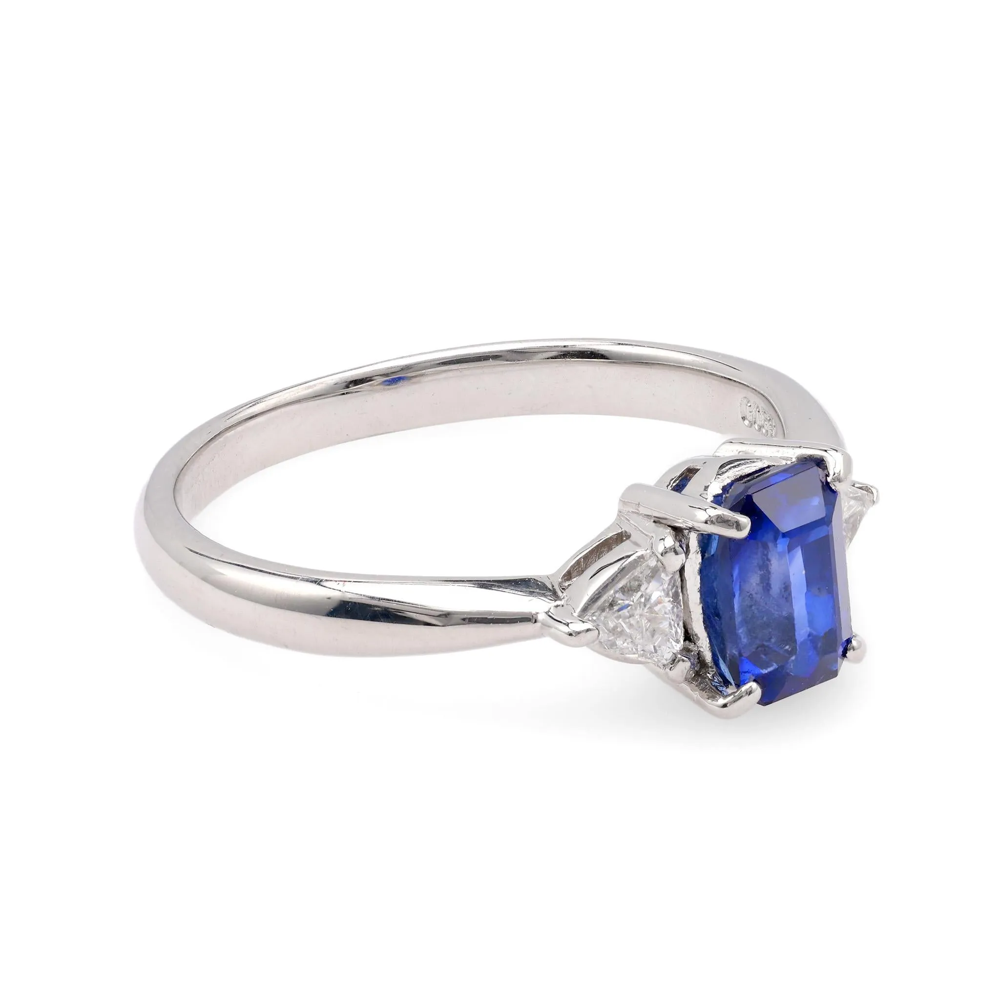 Contemporary 1.28 Carat Emerald Cut Sapphire Diamond Platinum Ring