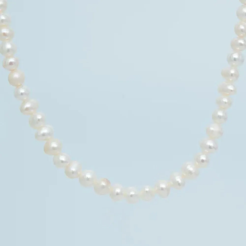 Cultured Freshwater Pearl Necklace