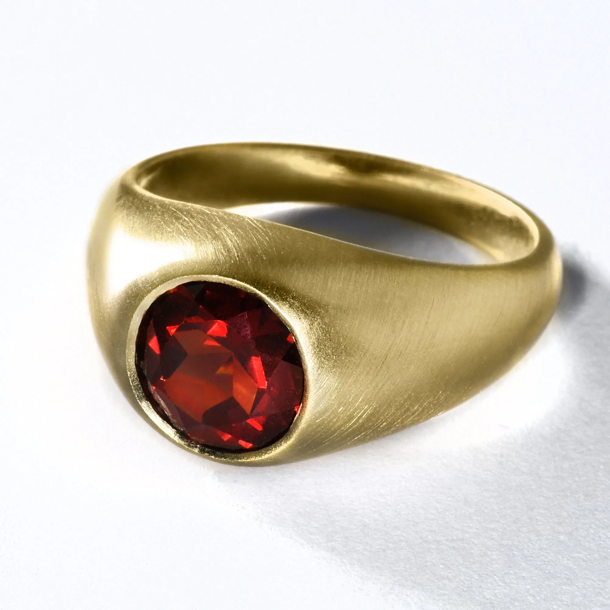 Men's Sri Lankan Garnet Ring