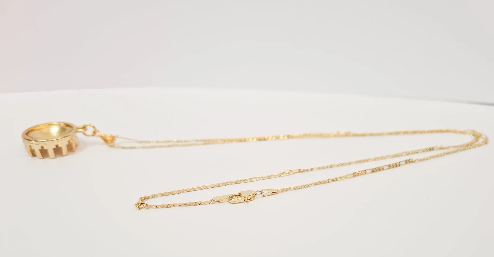 New ARRIVAL! TANOA GOLD Pendant Necklace with Solid 14k Gold-Filled Chain