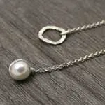 Swarovski pearl lariat - white