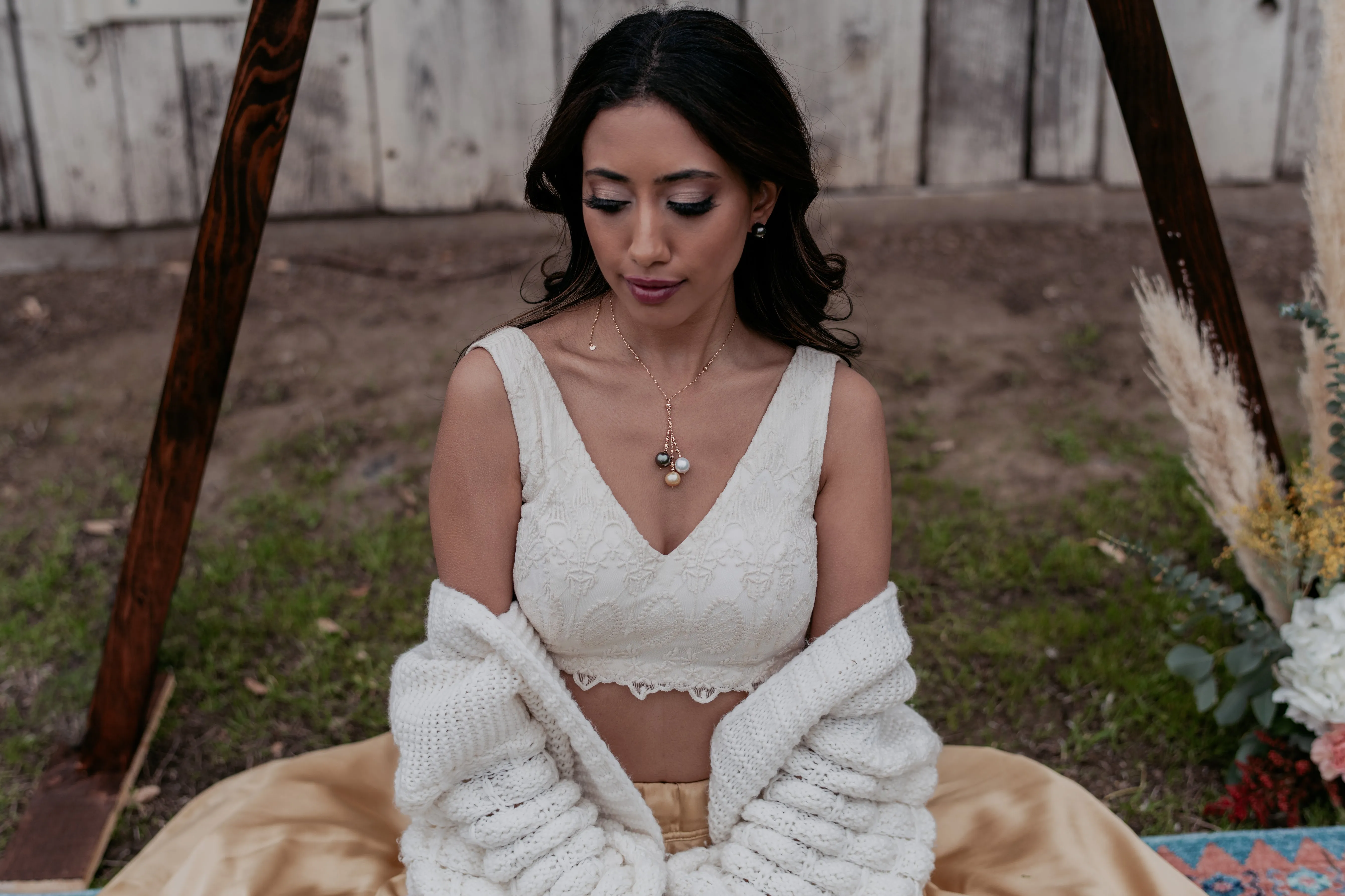 Tri-colored Pearl Strand Necklace