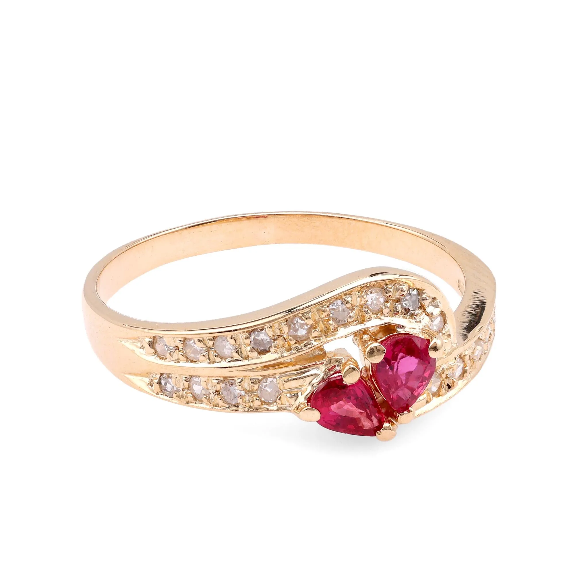 Vintage Ruby Diamond 14K Yellow Gold Swirl Ring