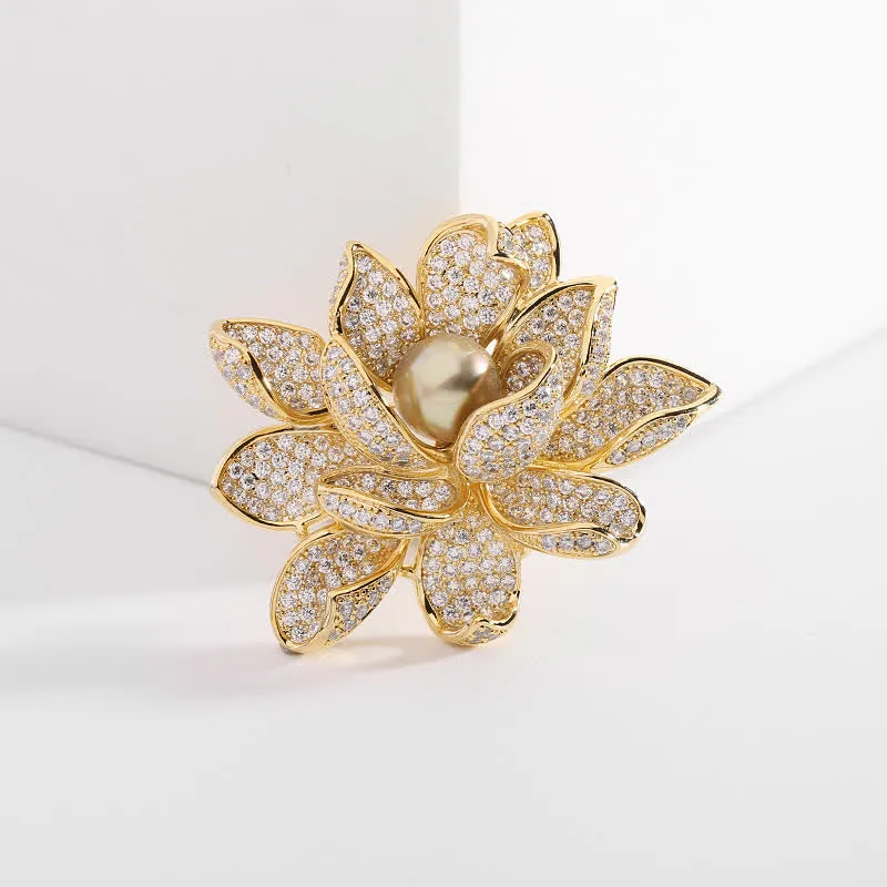 Women's Three-Dimensional Pearl Lotus Brooch