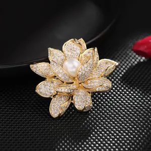 Women's Three-Dimensional Pearl Lotus Brooch